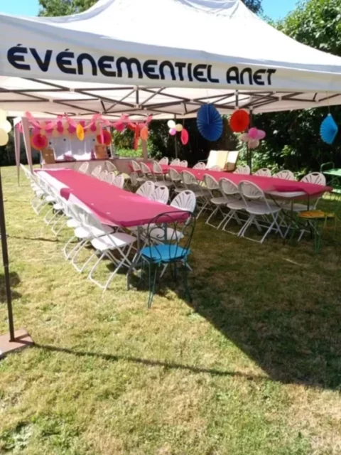 Tables, nappes, verres, chaises, chapiteaux. Location dans le 27, 28, 78
